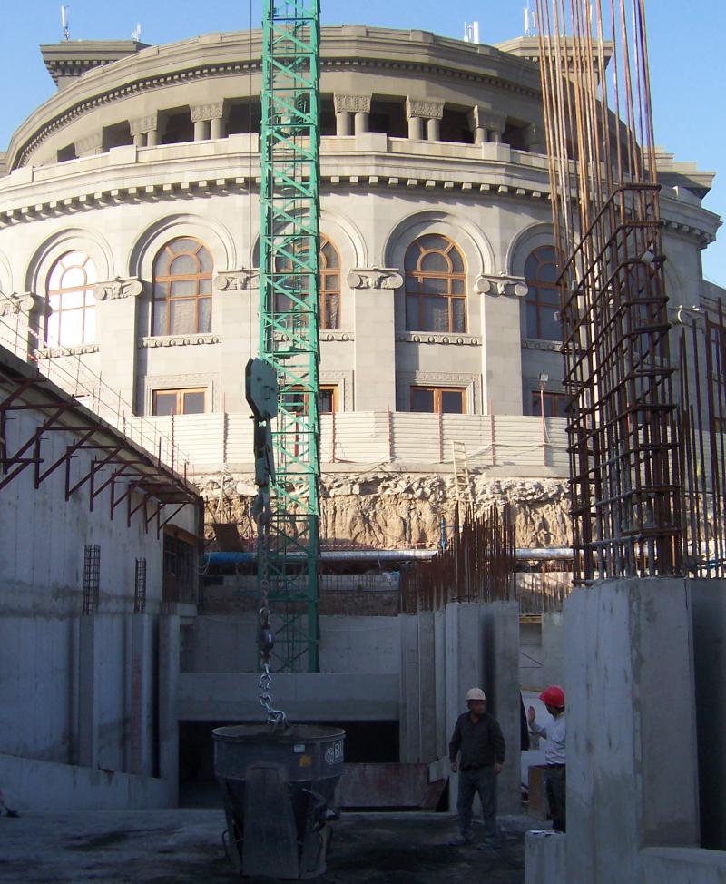 2007 - Construction of the Opera three-floor underground parking